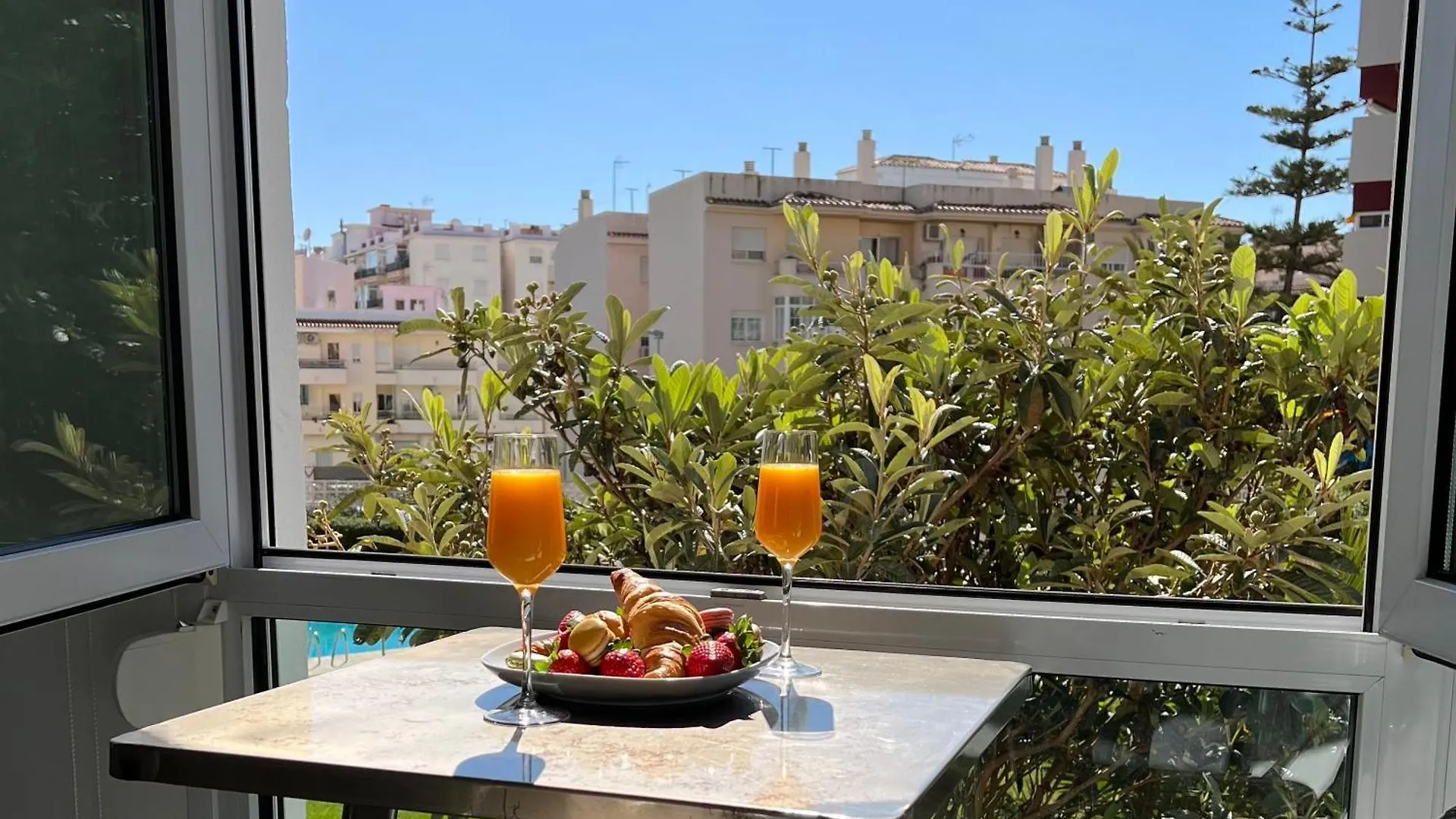 Wonderful Apartment With Pool In Nerja